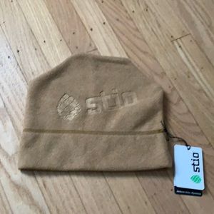 Stop fleece hat